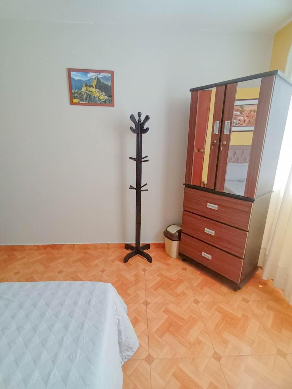 Ferienwohnung Right Across From The Airport - Free Shuttle - A Y J Familia Lima Exterior foto