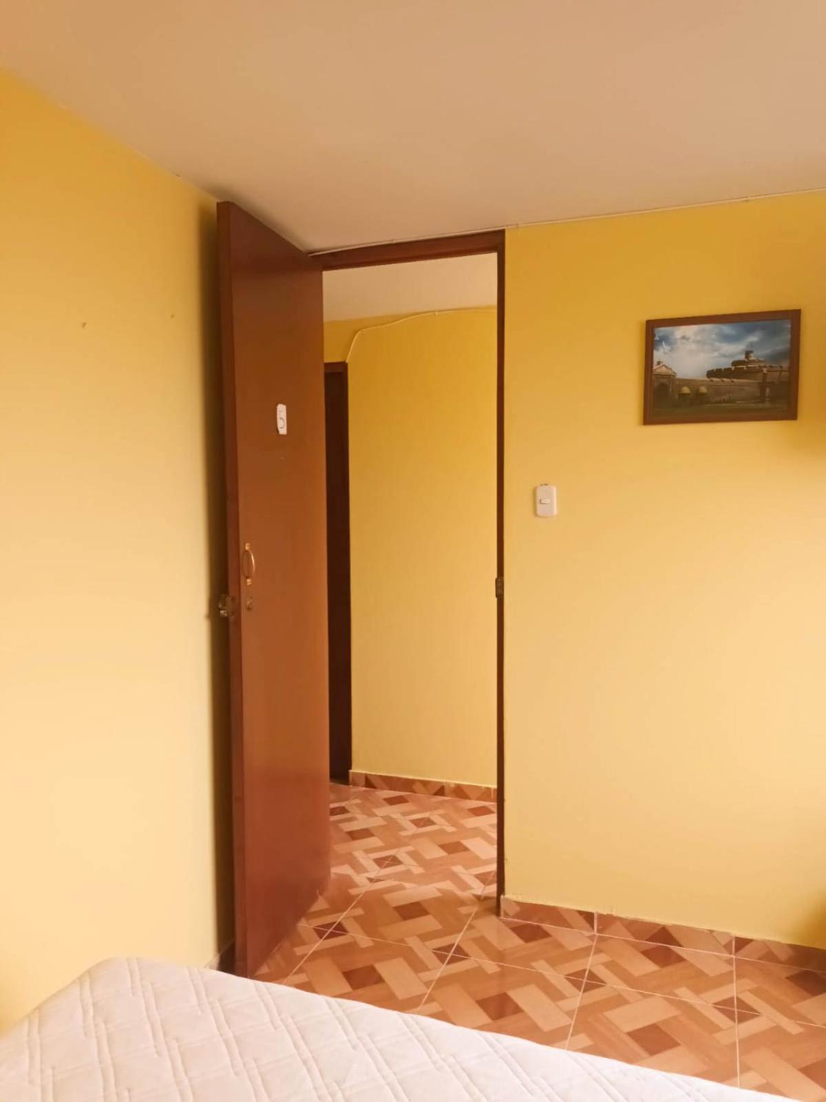 Ferienwohnung Right Across From The Airport - Free Shuttle - A Y J Familia Lima Exterior foto