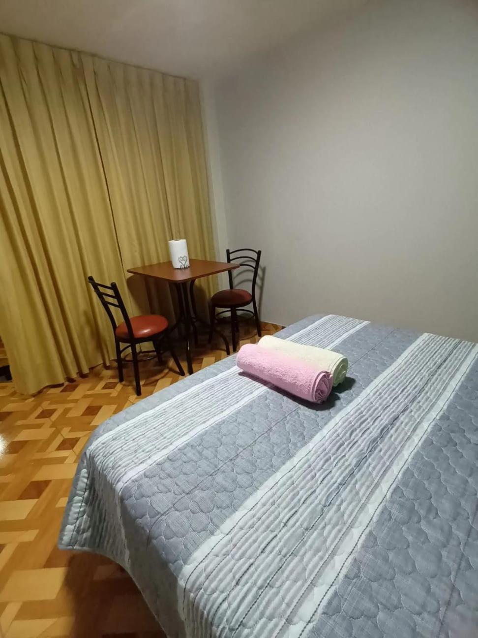 Ferienwohnung Right Across From The Airport - Free Shuttle - A Y J Familia Lima Exterior foto