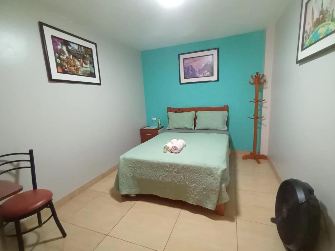 Ferienwohnung Right Across From The Airport - Free Shuttle - A Y J Familia Lima Exterior foto