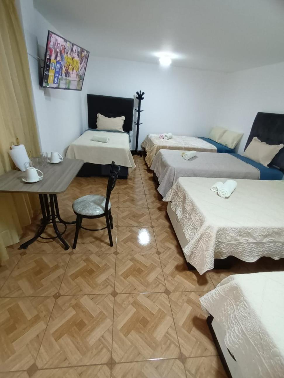 Ferienwohnung Right Across From The Airport - Free Shuttle - A Y J Familia Lima Exterior foto